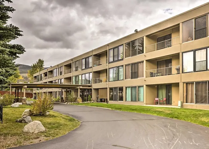 Lakefront Condo W/ Mtn Views In Dillon!