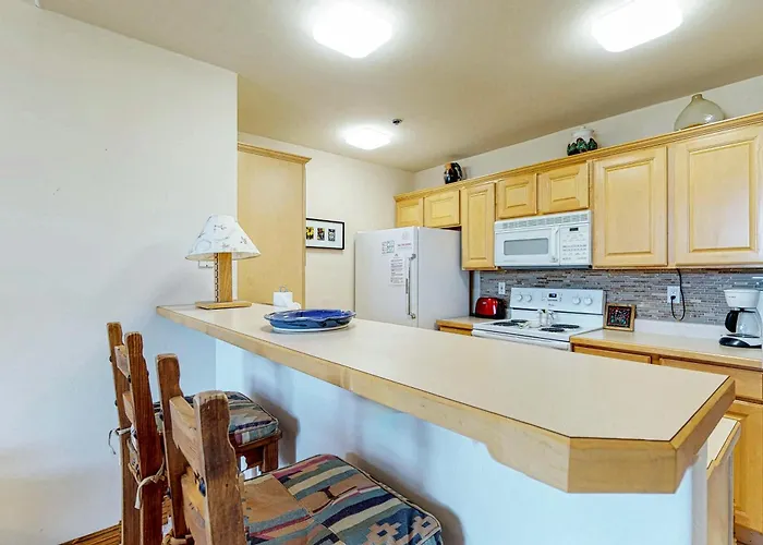 Dillon Commons Studio